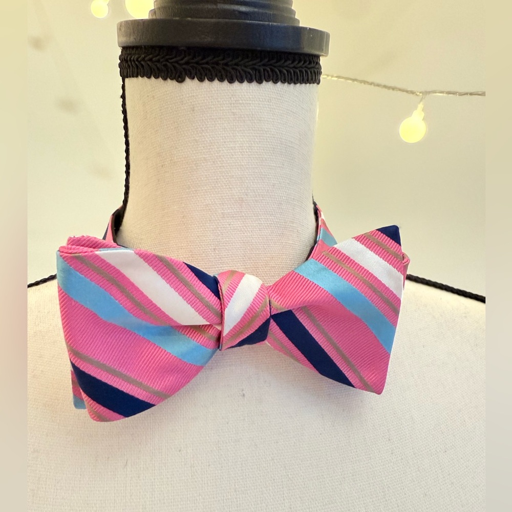 🌾 Rooster Silk Pink and Blue‎ Striped Bow Tie LIKE NEW